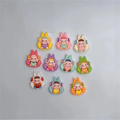 Qatronlar Gnome uyi haykalchalari